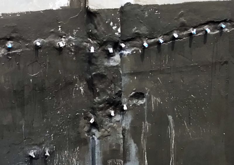 Crack Sealing in Foundation
